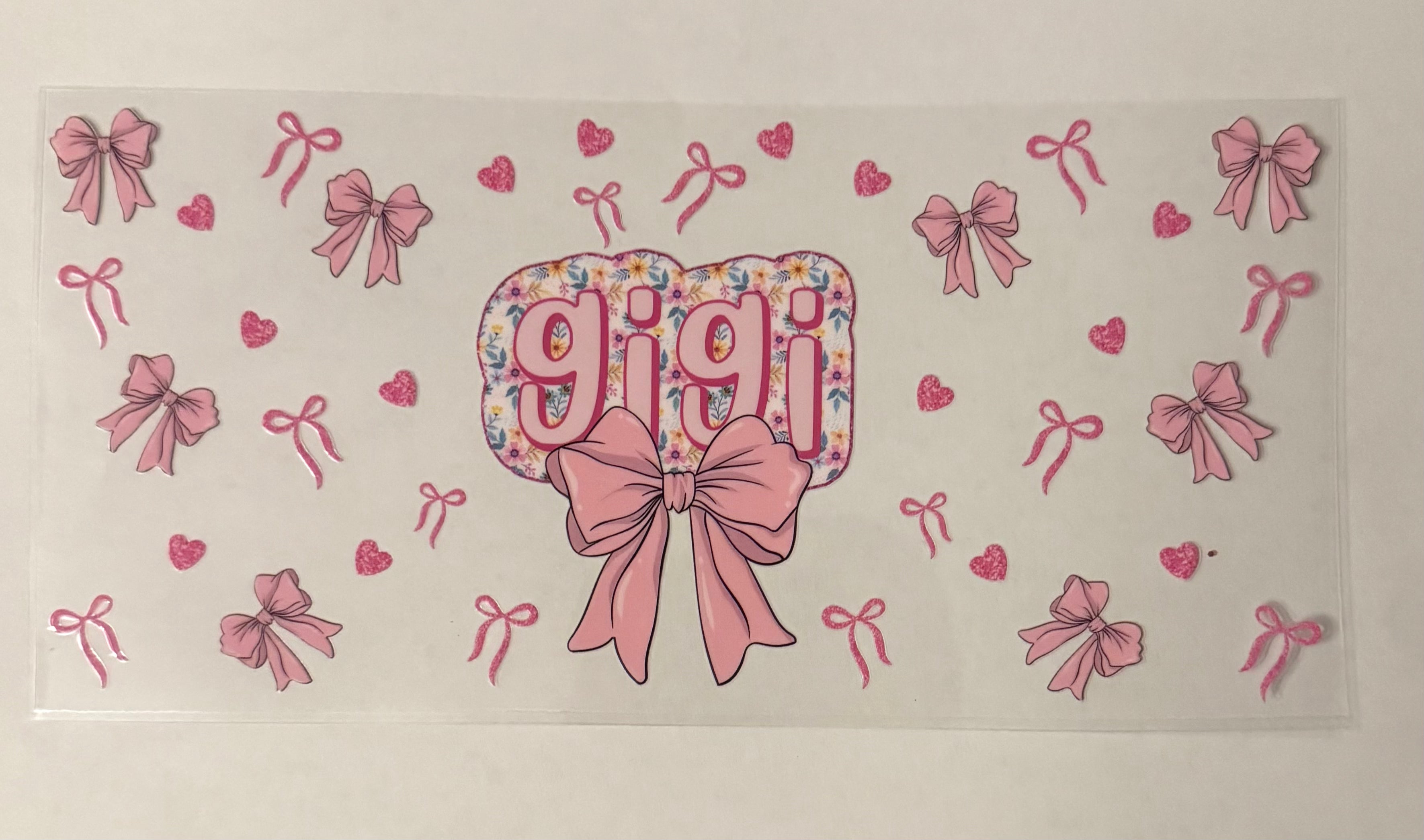 Gigi with bows