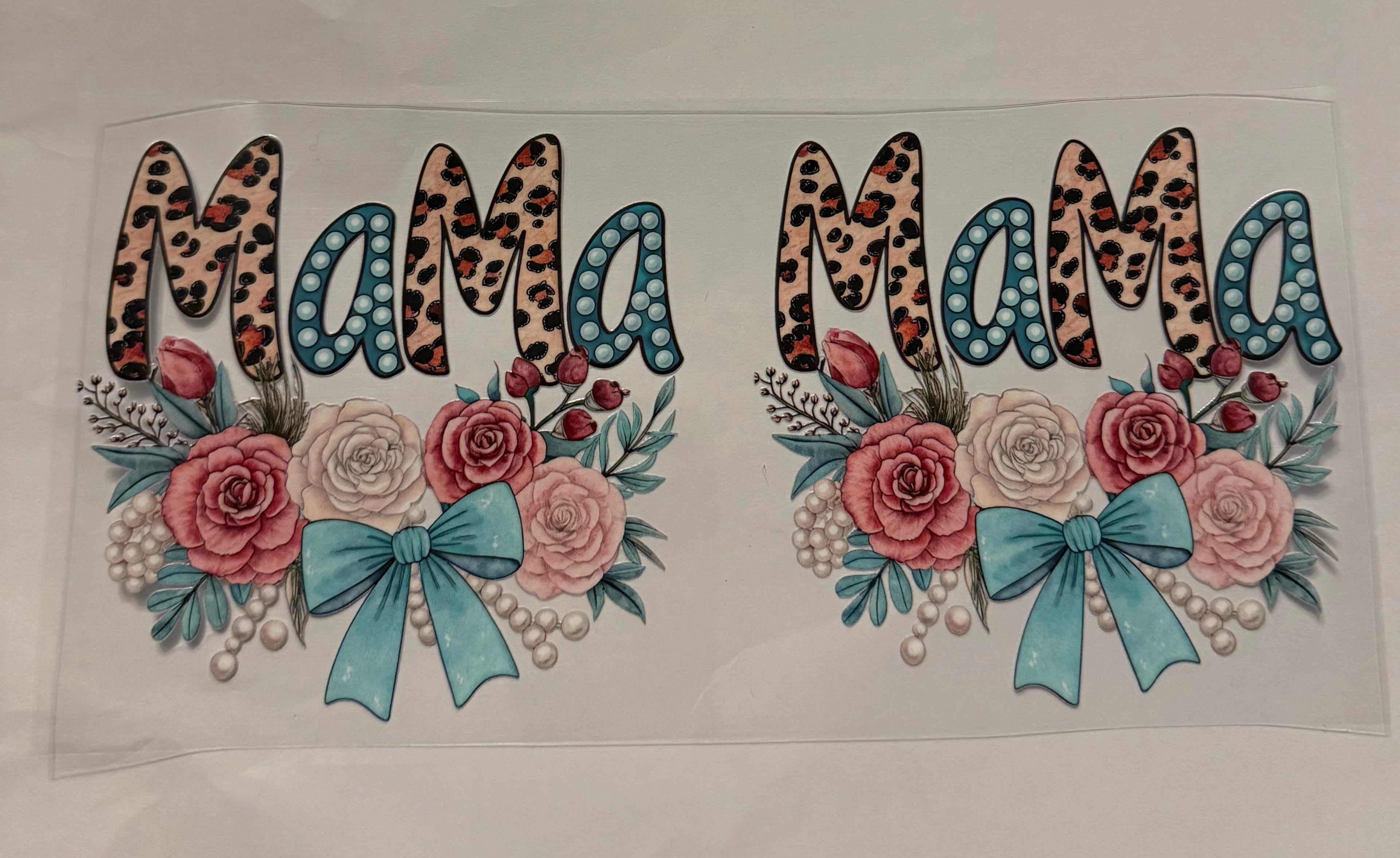 Mama with bow and flowers